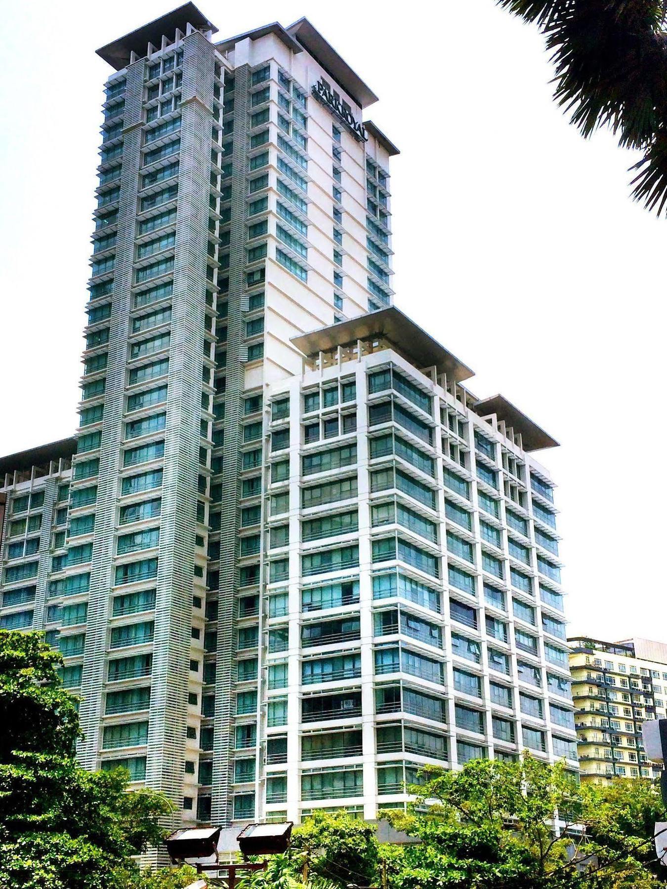 Parkroyal Serviced Suites Kuala Lumpur Exterior foto The building