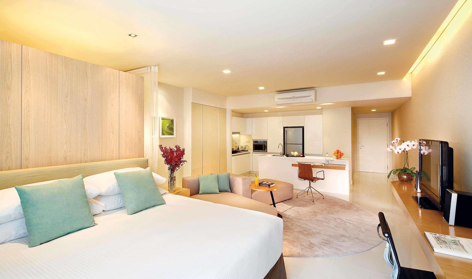 Parkroyal Serviced Suites Kuala Lumpur Exterior foto A typical studio apartment